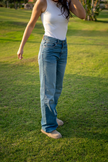 OnTheGo Wide Jeans