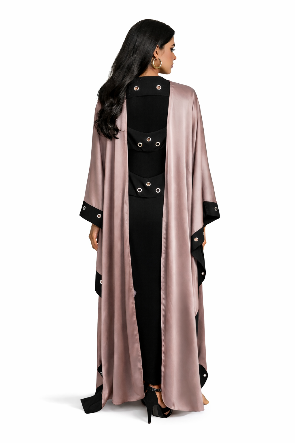 Layal Noir – ليال نوار